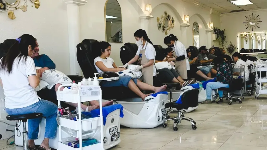 PINO NAILS & SPA — Nail salon in Corona